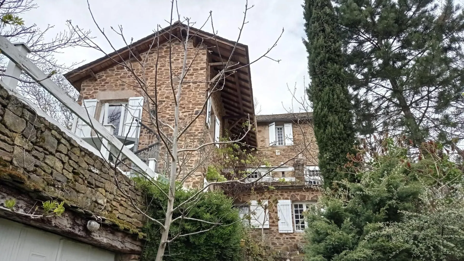 Bed and Breakfast Casteljosse : nature et sérénité à Viala-du-Tarn